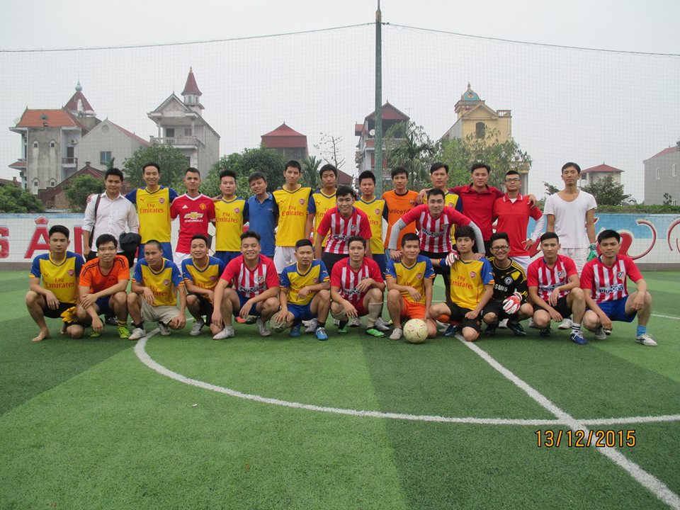 học bóng đá (2)